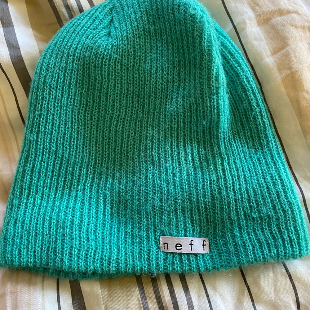 NEFF Beanie - Picture 2 of 3